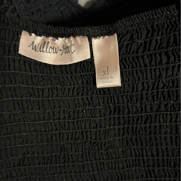 Willow & Root Crochet Cropped Tank Size XL - Picture 3 of 4